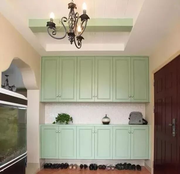 嵌入式壁柜门厅收纳_门厅设计_进门换鞋区效果图