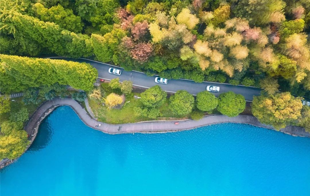 石燕湖生态公园在哪_石燕湖玻璃桥丛林穿越游玩项目_长沙石燕湖AAAA级景区