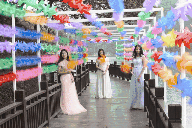 长沙石燕湖AAAA级景区_石燕湖玻璃桥丛林穿越游玩项目_石燕湖生态公园在哪