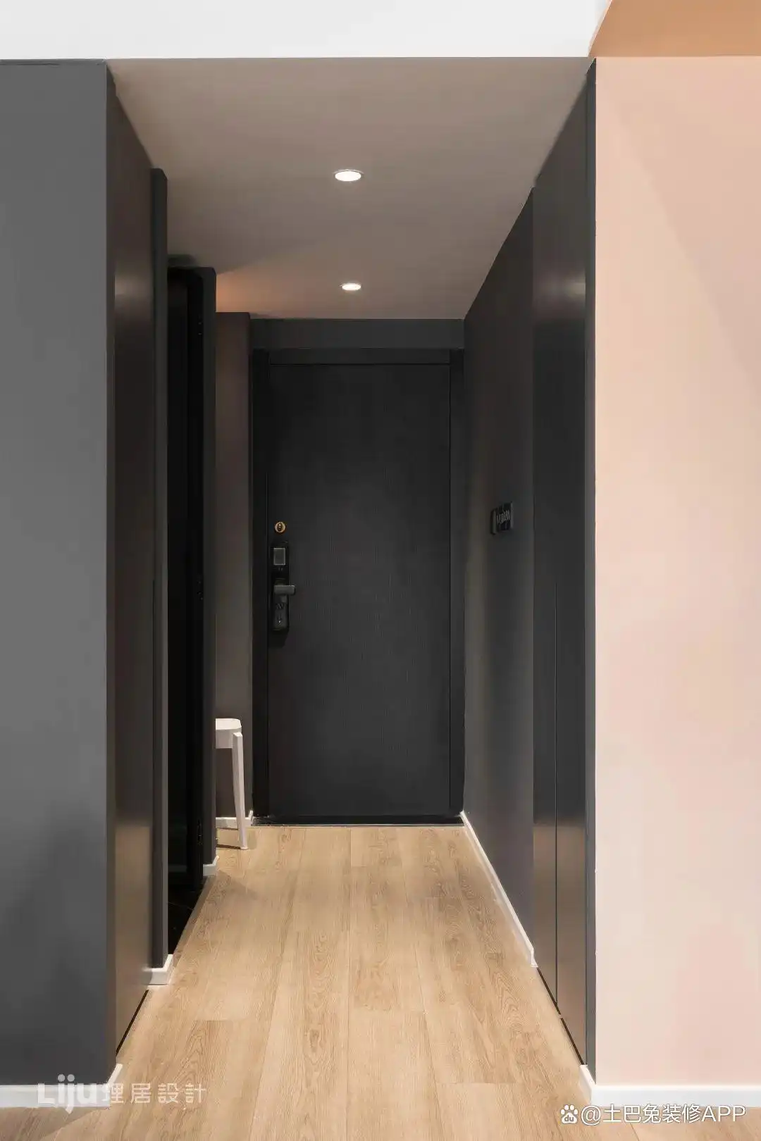 玄关收纳系统规划_玄关鞋柜设计_进门换鞋区效果图