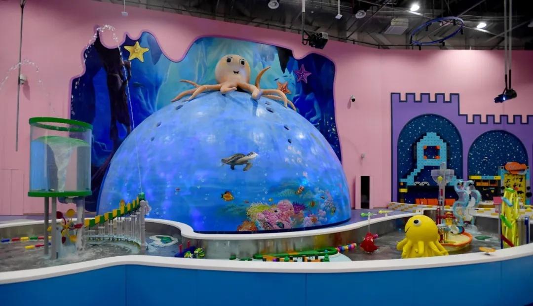 武汉科技馆新馆图片_湖北省科技馆沉浸式全景空中影院_湖北省科技馆新馆