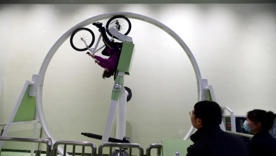 武汉科技馆新馆图片_湖北省科技馆新馆_湖北省科技馆沉浸式全景空中影院