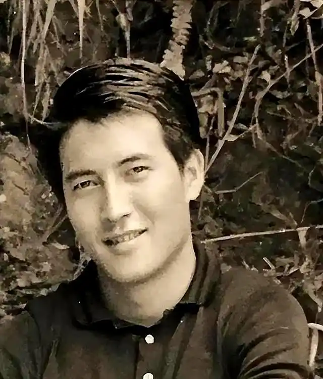 柯俊雄tanggulong_柯俊雄 香港医院去世 冷清葬礼