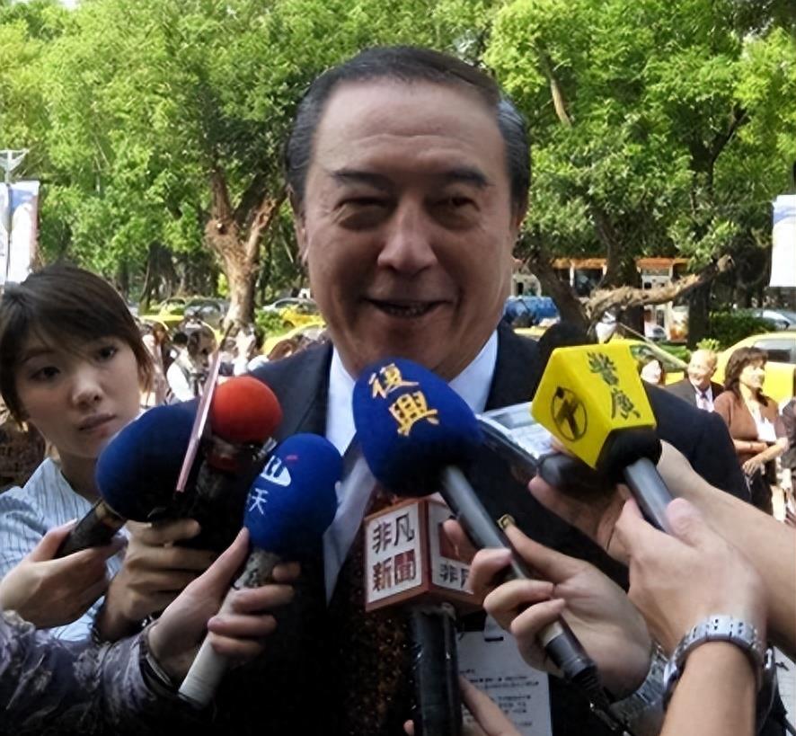 柯俊雄 黑道背景 娱乐圈巨头_柯俊雄tanggulong