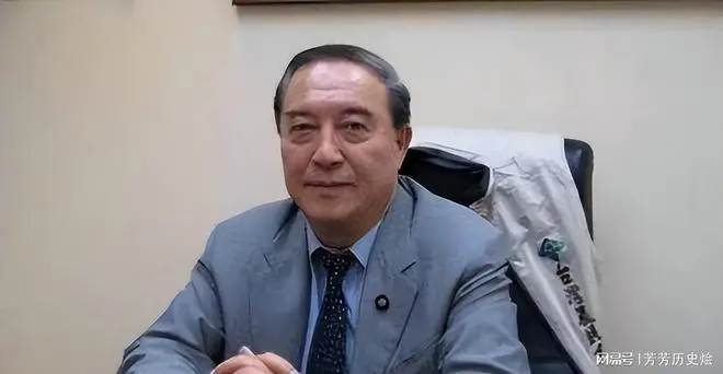 柯俊雄生平经历_柯俊雄tanggulong_柯俊雄影坛生涯与黑道背景