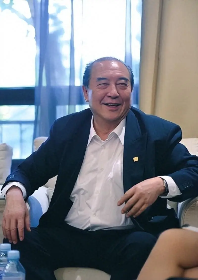 柯俊雄tanggulong_柯俊雄 传记 台湾电影 黑白两道