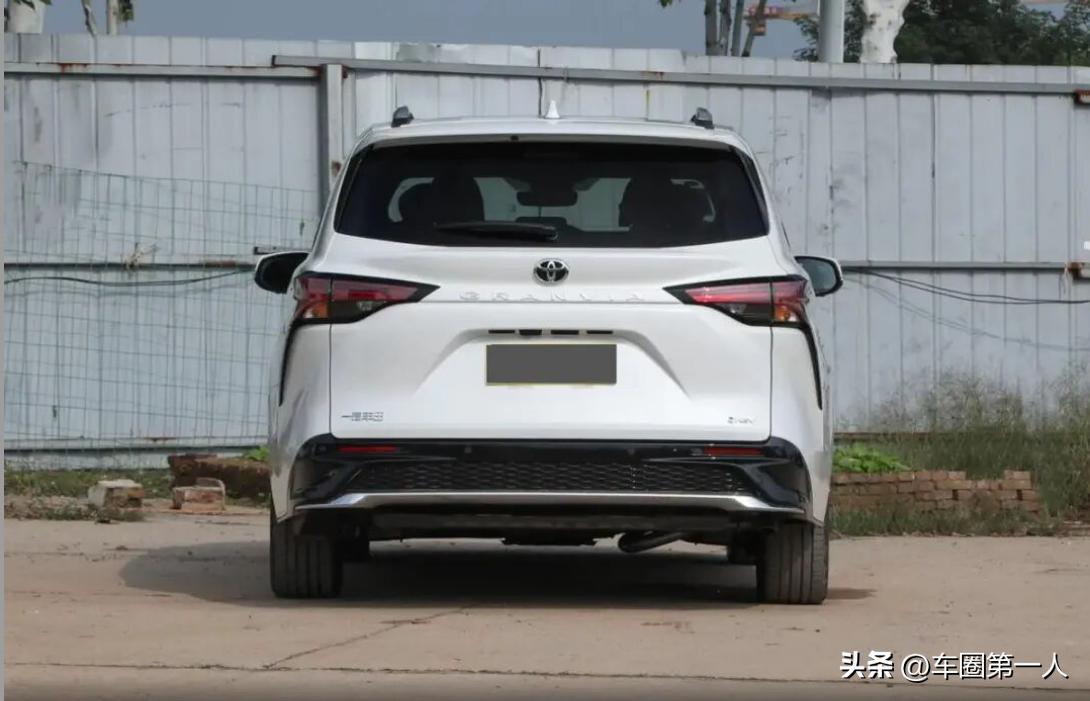 丰田格瑞维亚与赛那销量分析_丰田小商务车_30万预算MPV推荐