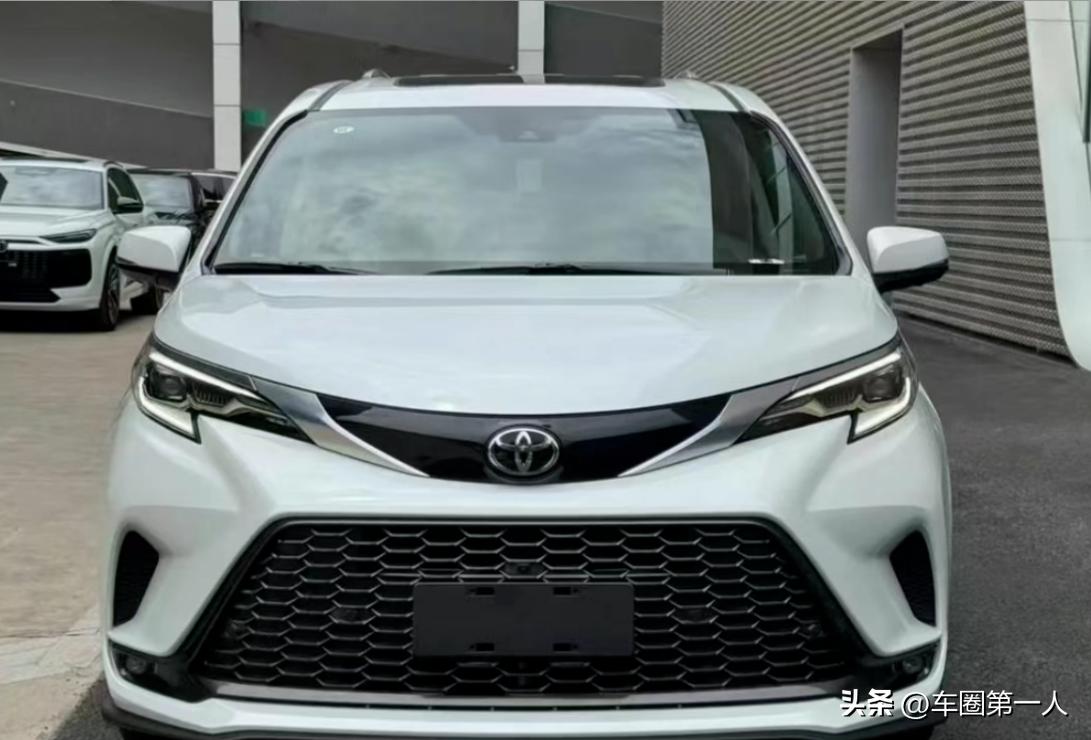 丰田小商务车_丰田格瑞维亚与赛那销量分析_30万预算MPV推荐