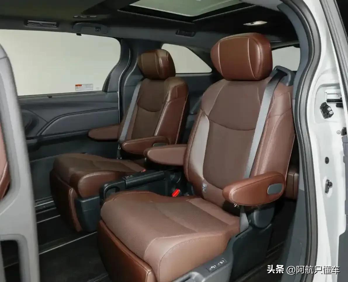 丰田小商务车_丰田格瑞维亚 30万 商务MPV _ 丰田格瑞维亚 混动 舒适性 