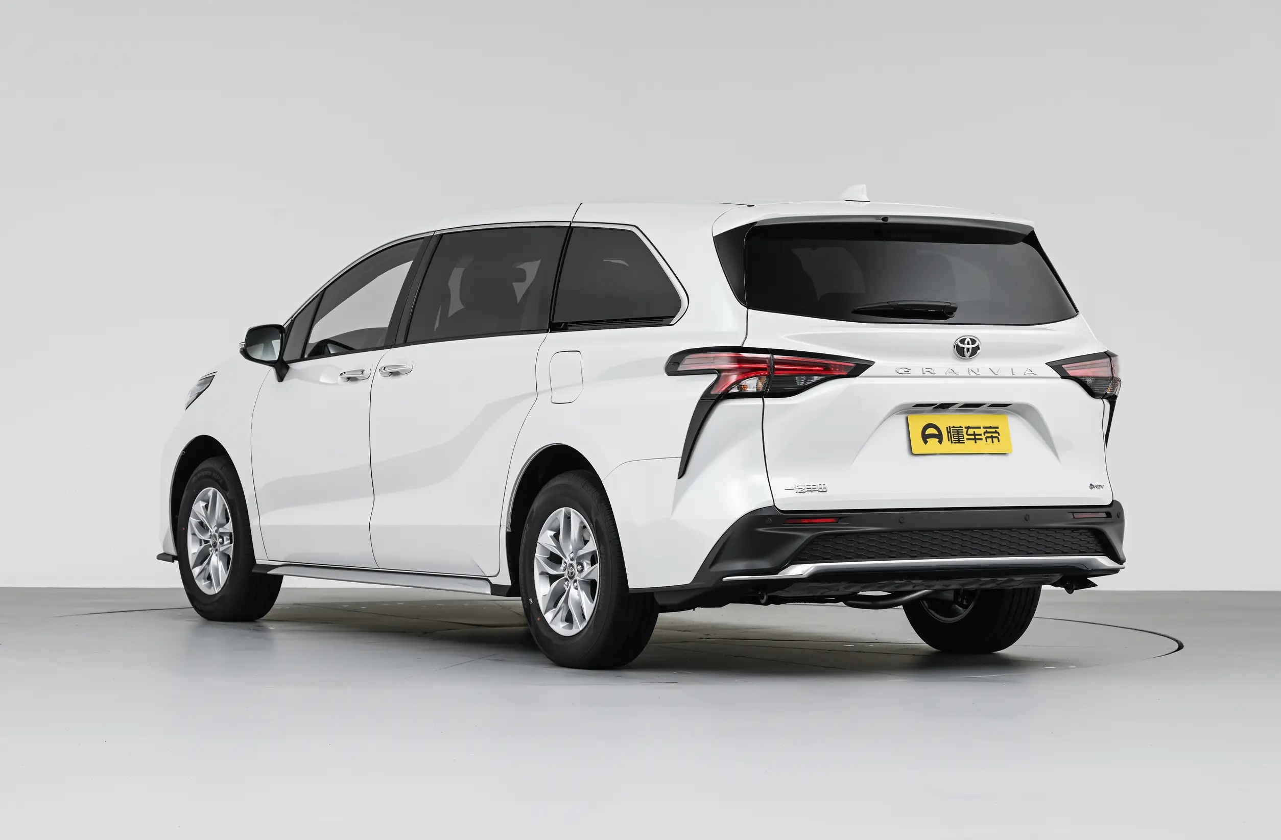 家庭MPV推荐_丰田小商务车_一汽丰田格瑞维亚购车优惠