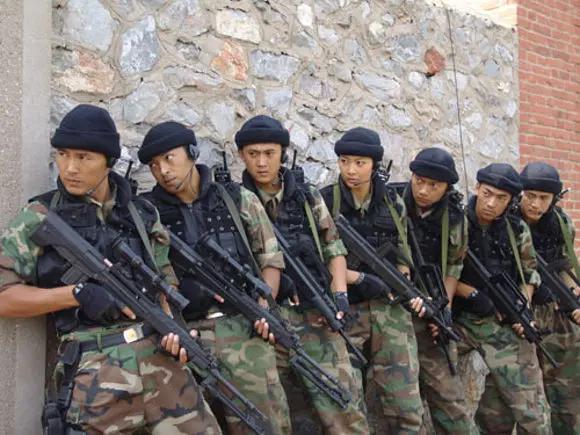 经典特种兵军旅剧排名_特种兵军旅剧推荐_火蓝刀锋小说免费阅读