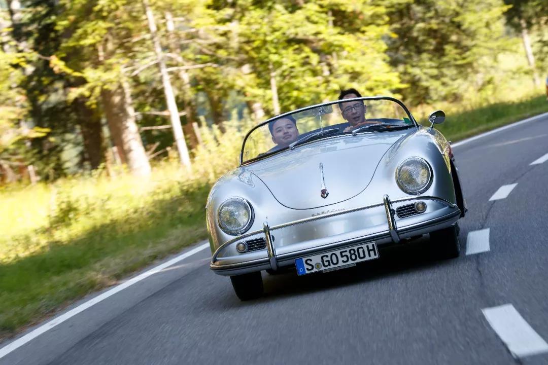 瑞士试驾4辆不同阶段的356｜保时捷跑车70年的血脉源头