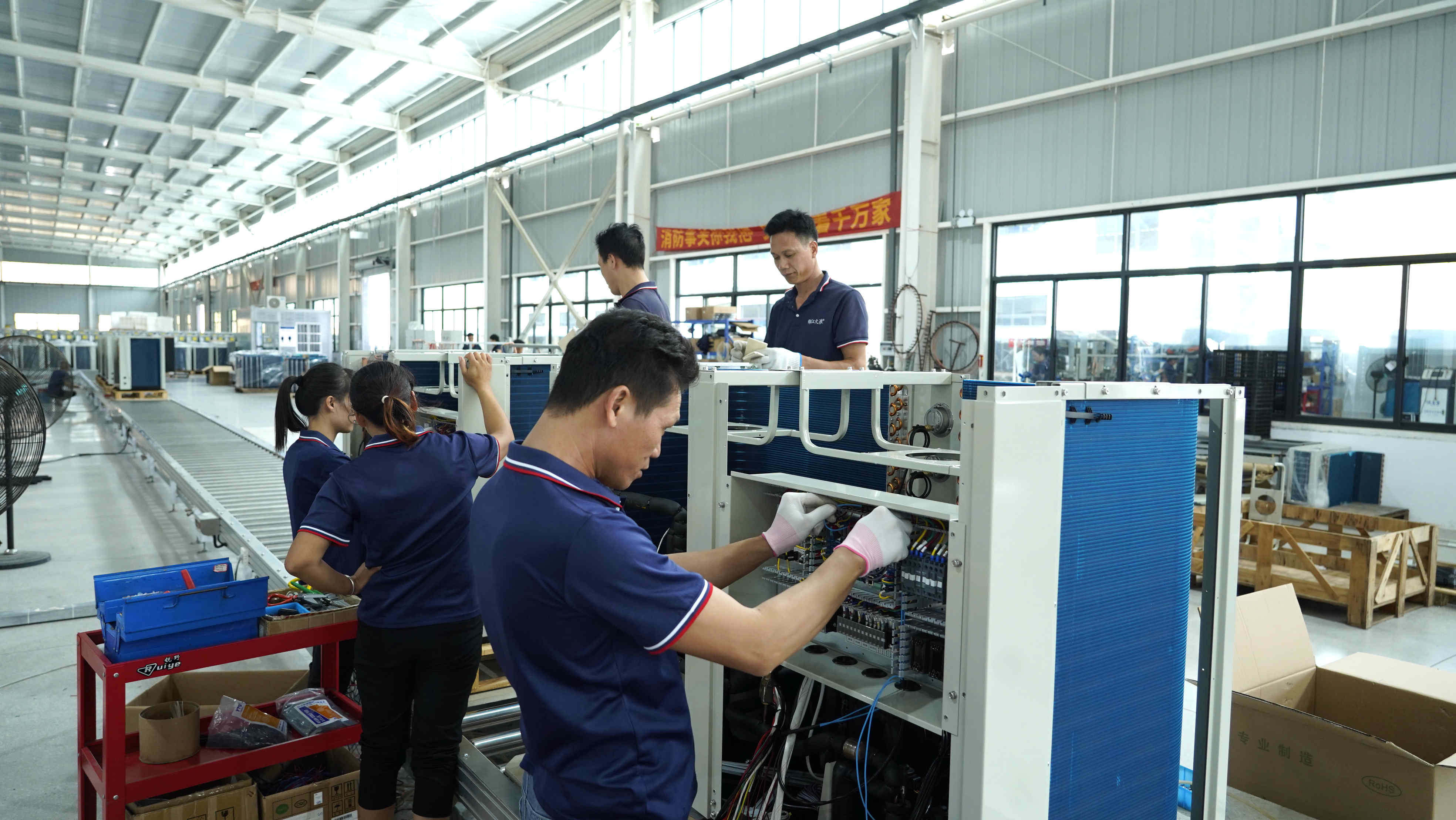 空气能热水器招商_广西锦江火浪新能源科技有限公司_柳江区新兴工业园新能源企业