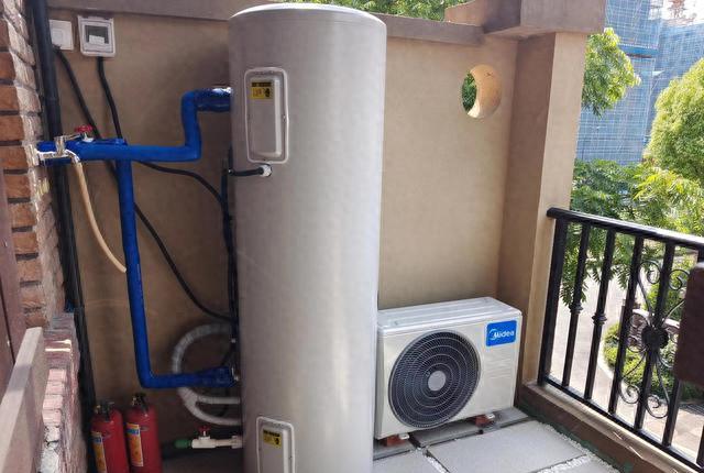 空气能热水器招商_空气能热水器价格对比电热水器_空气能热水器安装问题阳台空间