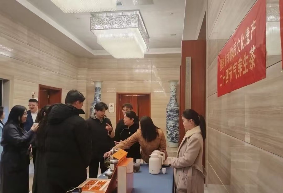 节日场景沉浸式体验_非物质文化遗产与现代设计的关系_非遗旅游活态体验