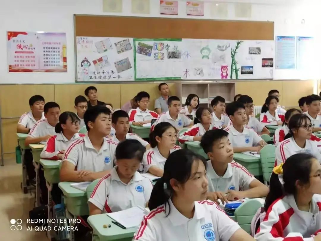 青岛61中学平面图 设计_青岛市文明校园李沧区排名_青岛61中2020年成绩