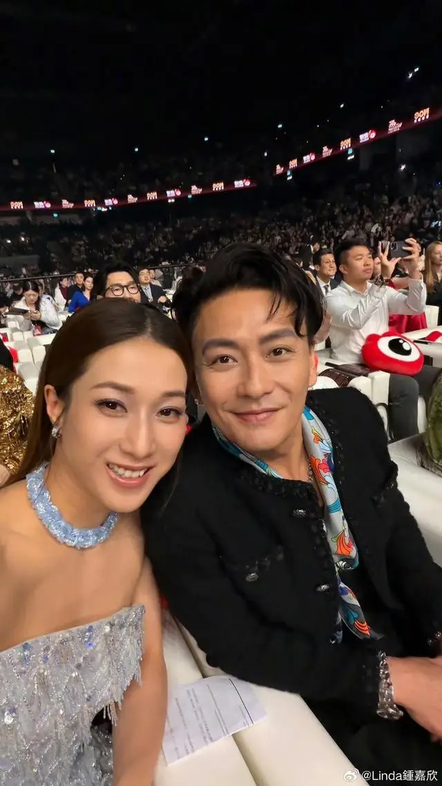 林峰钟嘉欣最近_钟嘉欣杨茜尧友谊_钟嘉欣黄宗泽合作