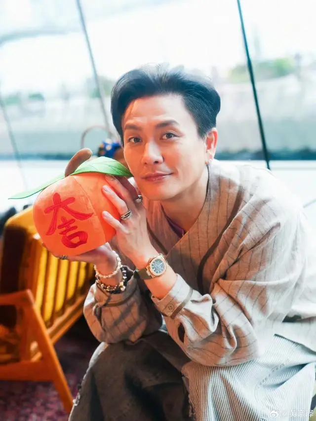 林峰钟嘉欣最近_钟嘉欣杨茜尧友谊_钟嘉欣黄宗泽合作