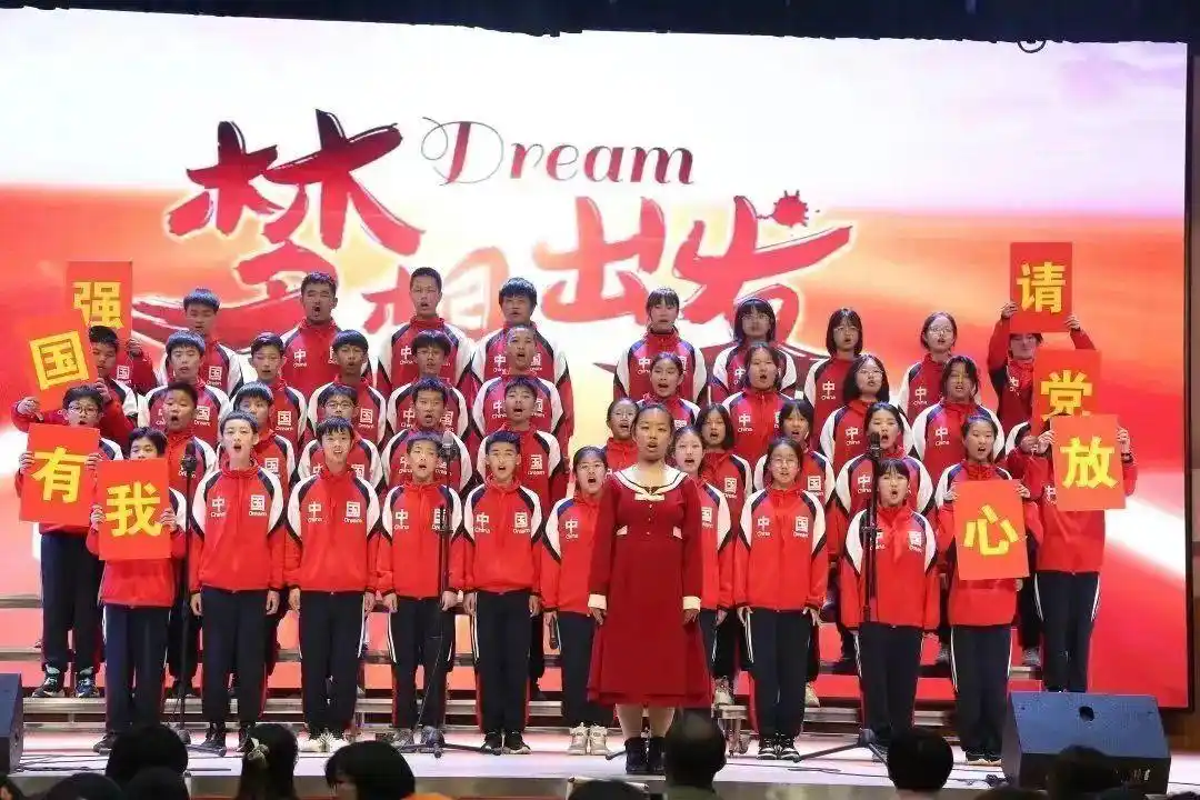 青岛第六十一中学办学特色_青岛61中学平面图 设计_李沧区初中学校教学质量提升