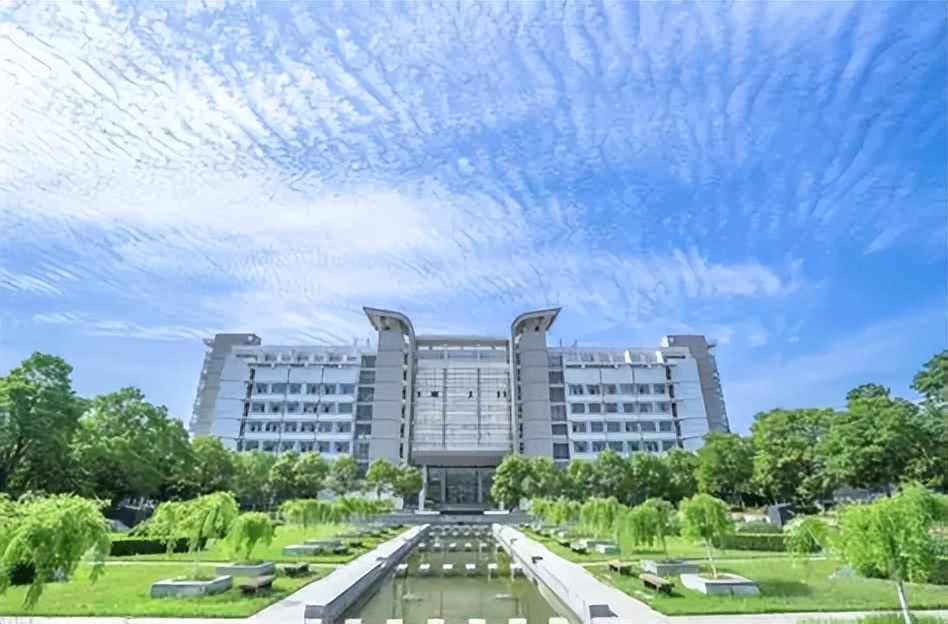 徐州工程学院学费住宿费标准_徐州工程学院2026录取分数线_徐州工程学院2025年招生信息