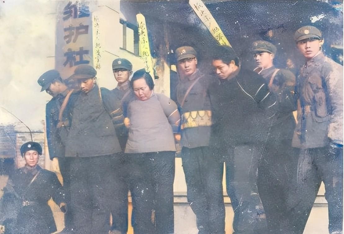 晁正坤 女皇梦想 时代变迁_当代女皇晁正坤