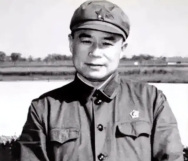 王近山简历韩雪_王近山在抗日战争中的表现_王近山的革命历程