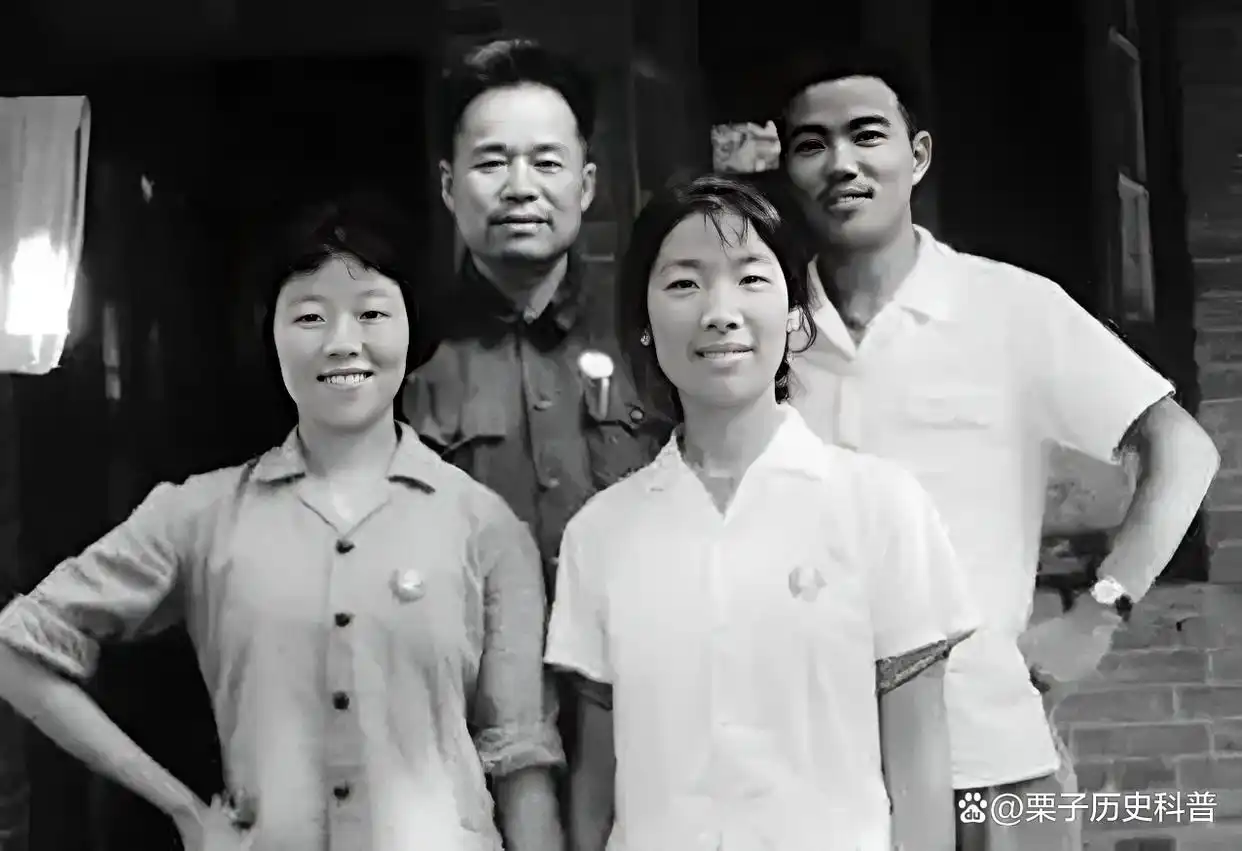 王近山简历韩雪_王近山将军与韩岫岩的婚姻悲剧_王近山将军禁止前妻参加葬礼真相