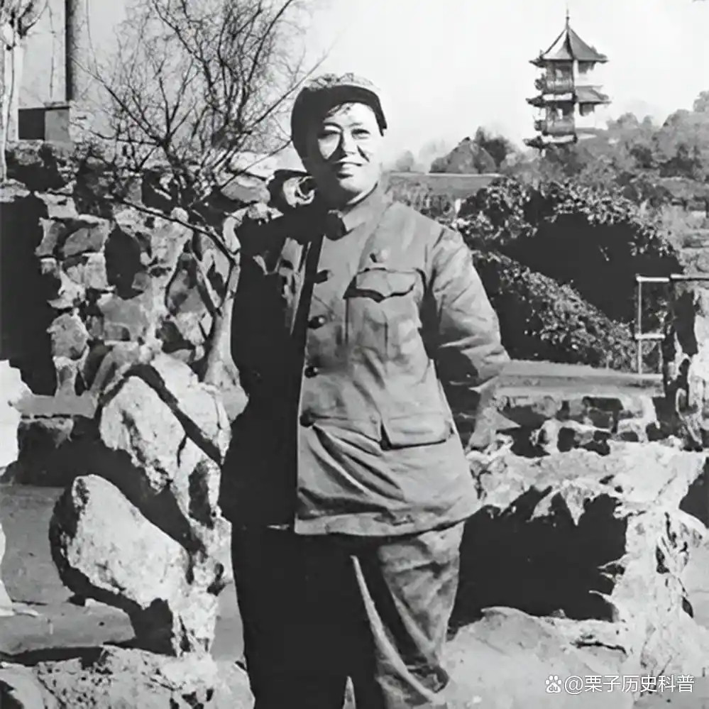 王近山简历韩雪_王近山将军与韩岫岩的婚姻悲剧_王近山将军禁止前妻参加葬礼真相