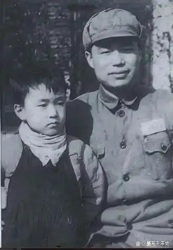 王近山简历韩雪_王近山 1969年 复出