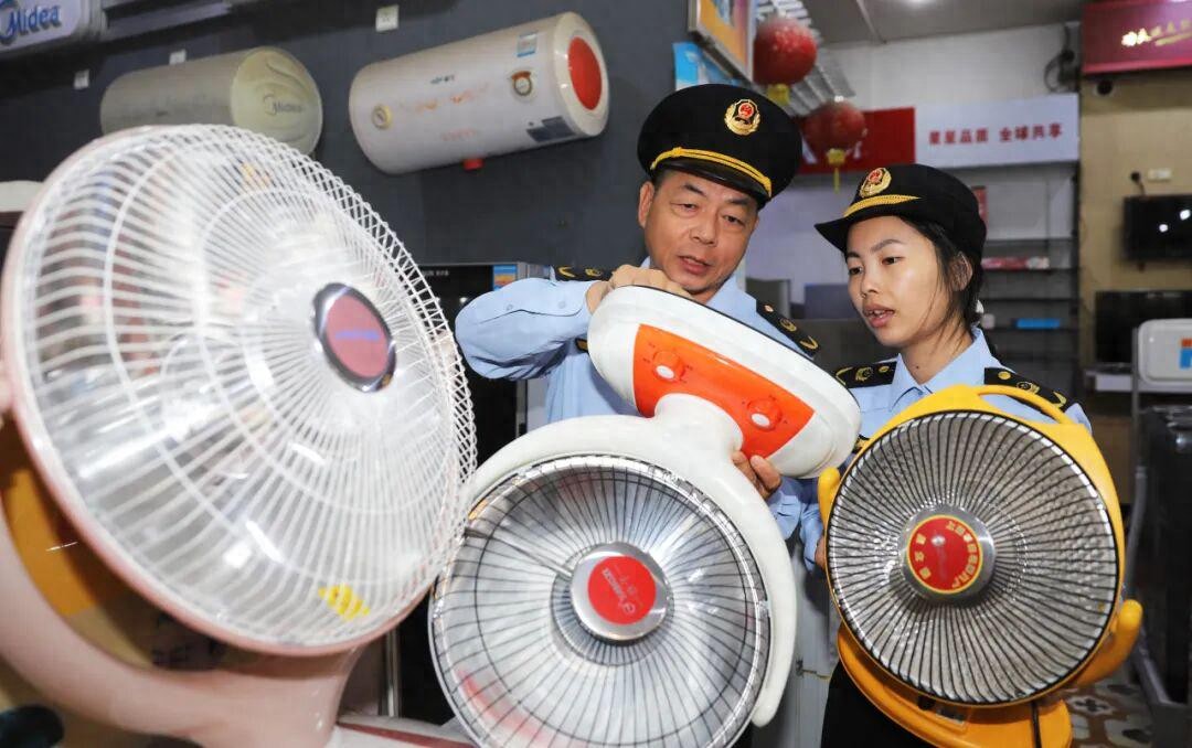 电暖器使用注意事项_天棚辐射采暖_冬季取暖安全