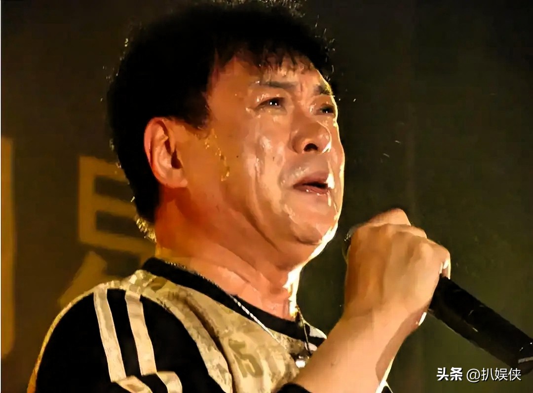 迟志强人生经历_迟志强的父亲家庭简历_迟志强从明星到囚歌之王