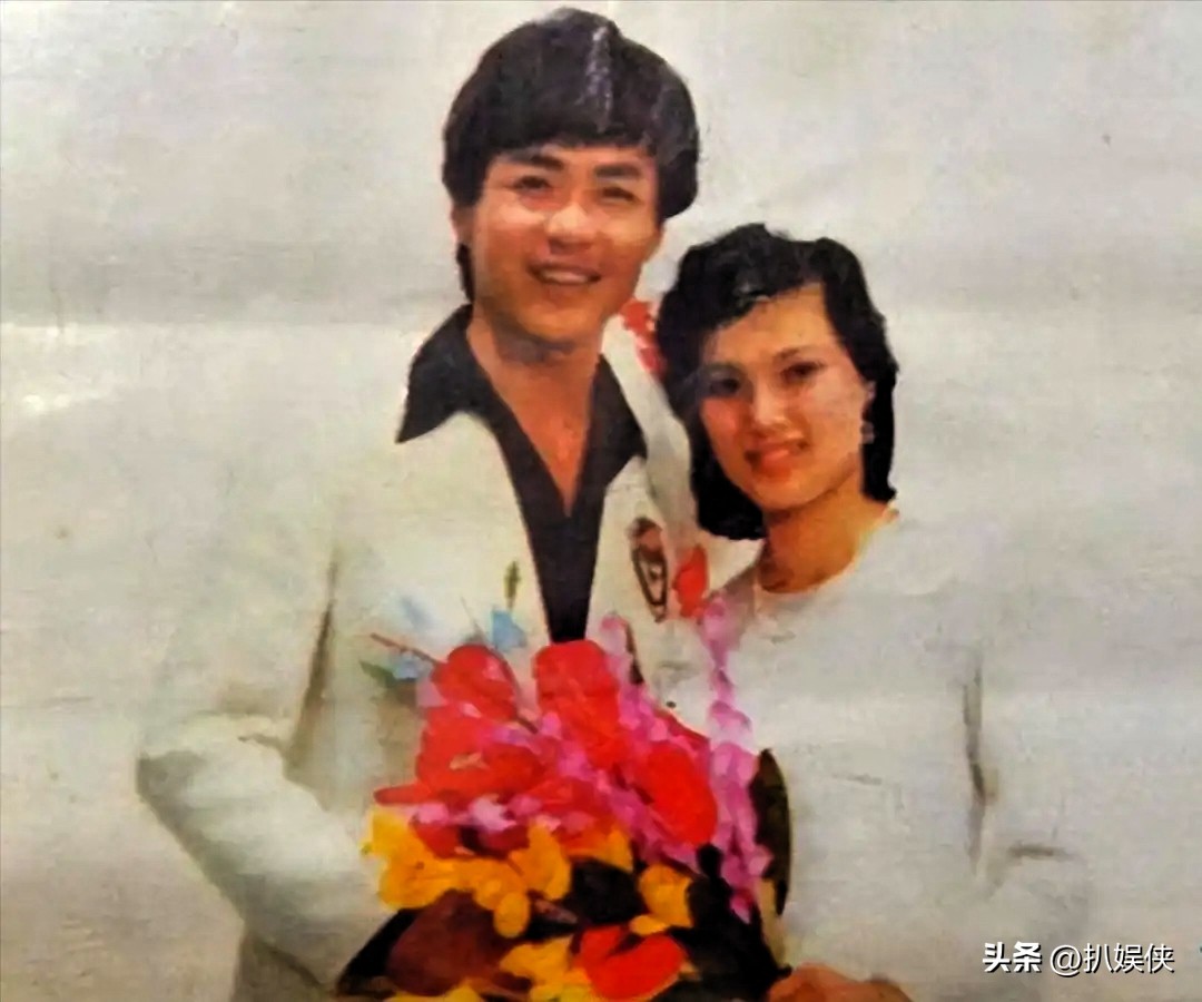 迟志强的父亲家庭简历_迟志强从明星到囚歌之王_迟志强人生经历