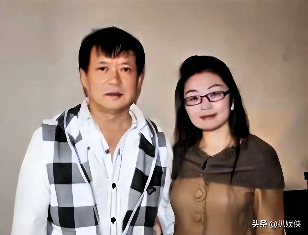 迟志强从明星到囚歌之王_迟志强人生经历_迟志强的父亲家庭简历