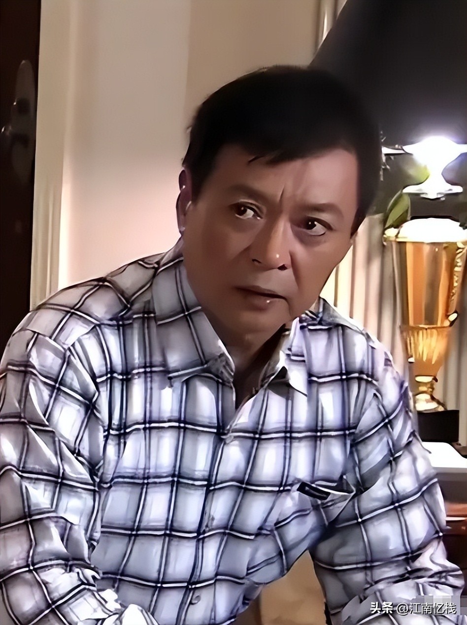 迟志强生平经历_迟志强的父亲家庭简历_迟志强狱中生涯