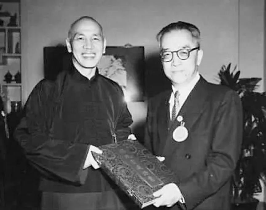 胡适求和主张_胡颂平胡适_胡适放弃东北原因