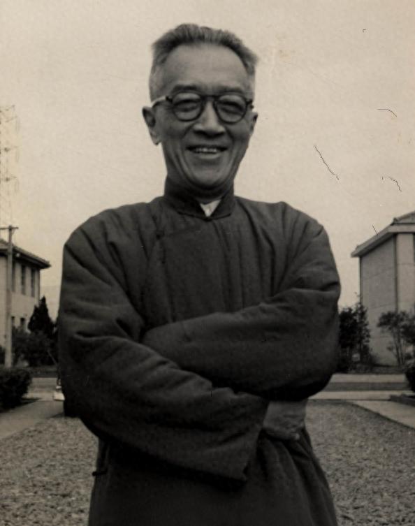 歌颂胡适_赞美胡适的诗词_胡颂平胡适