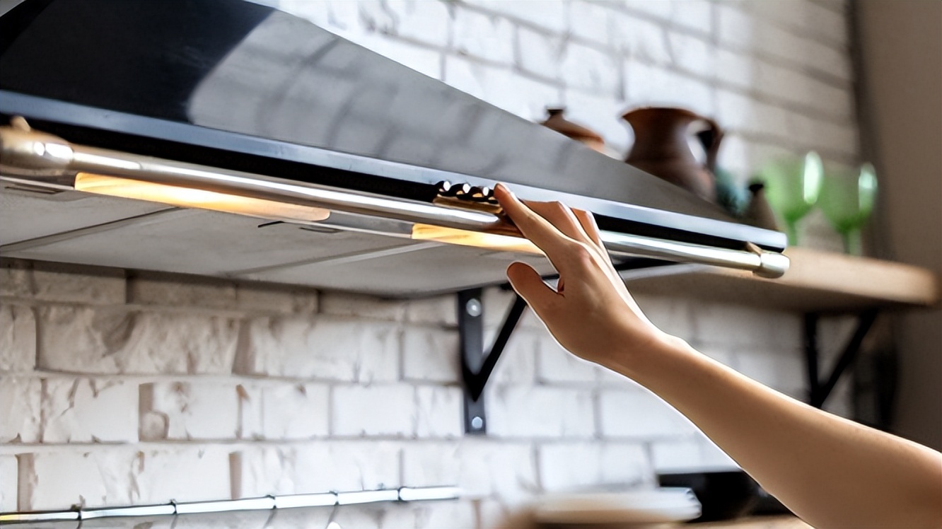 油烟机价格对比_抽油烟机售后服务最好_油烟机选购技巧