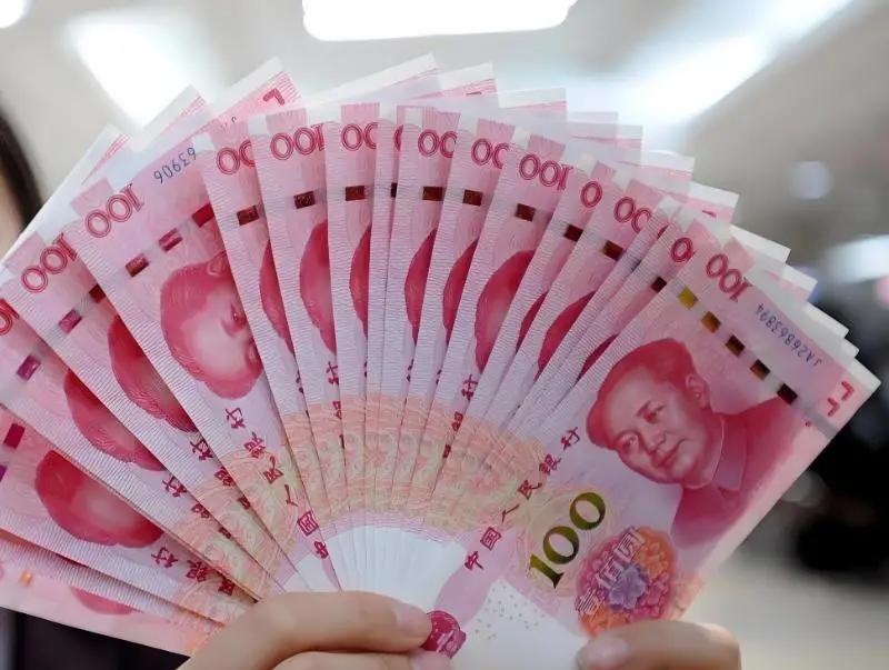 新闻时事评论2026_2026年政府工作报告_“十五五”规划经济目标