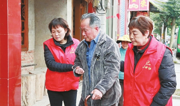 平口红志愿者服务_志愿者文化_平口红护学巡逻队