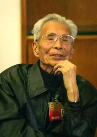 中国绘画名家_我国著名的艺术家有谁_近现代中国绘画大师