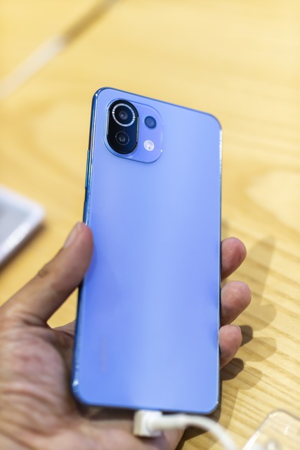 小米18 Pro小屏工程机_双2亿像素影像系统_小米石墨烯电池手机