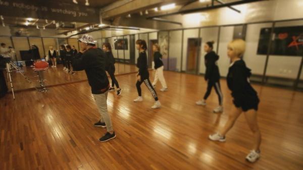 韩国练习生时间最长_韩流爱豆练习生制度残酷性_成为韩国练习生被骗2.5万