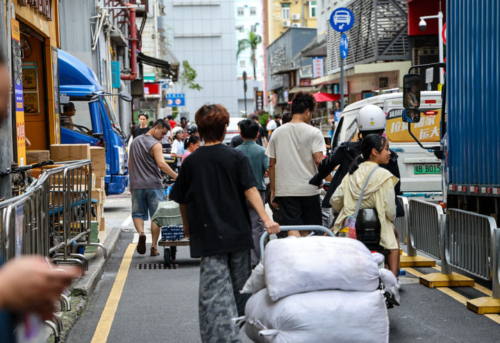 深圳茂业华强北店_华强北电子市场转型_华强北产业升级路径