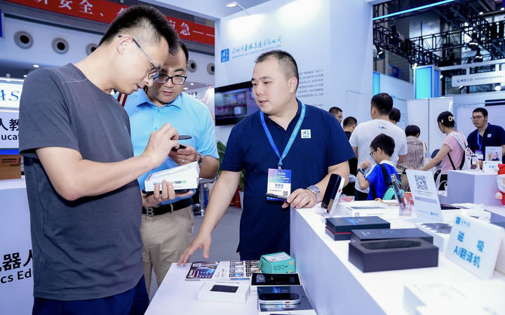 华强北电子市场转型_华强北产业升级路径_深圳茂业华强北店