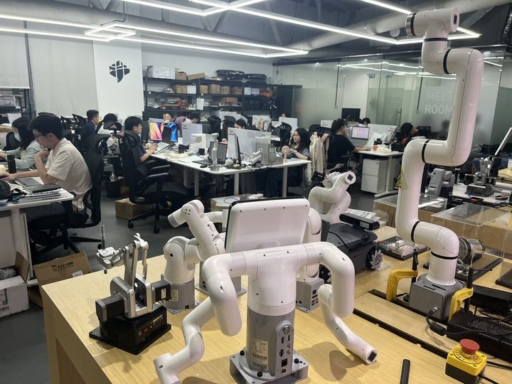 深圳茂业华强北店_华强北电子市场转型_华强北产业升级路径