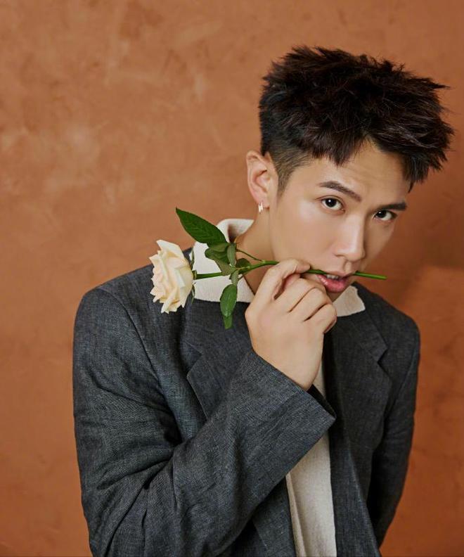 柯震东最新电影_柯震东叶舒华绯闻_柯舒恋见家长爆料