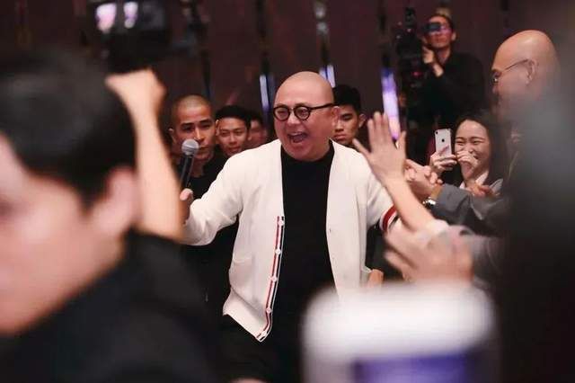 林盛斌 婚礼主持_林盛斌金牌司仪 内地拍戏 异性缘_林盛斌中山栋笃笑 批评低俗