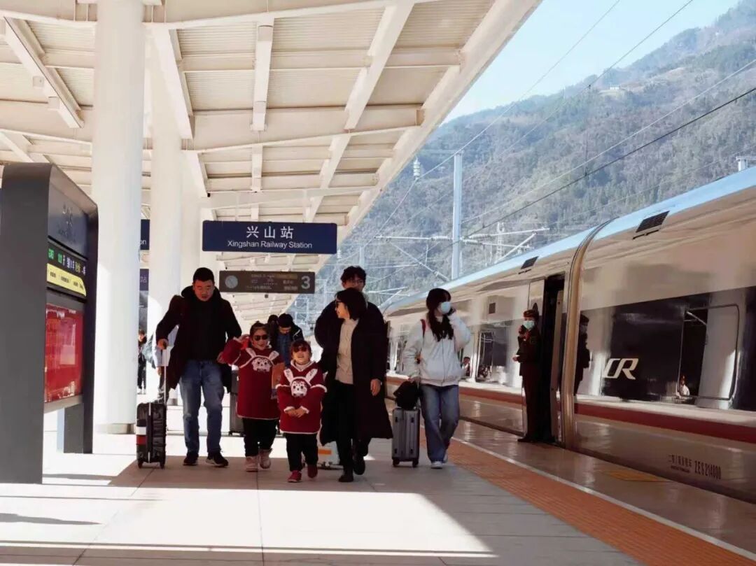 学生儿童残疾军人伤残人民警察残疾消防救援人员优惠票价计算基础_中国铁路武汉局集团有限公司动车组列车票价优惠_长沙到武汉火车票价