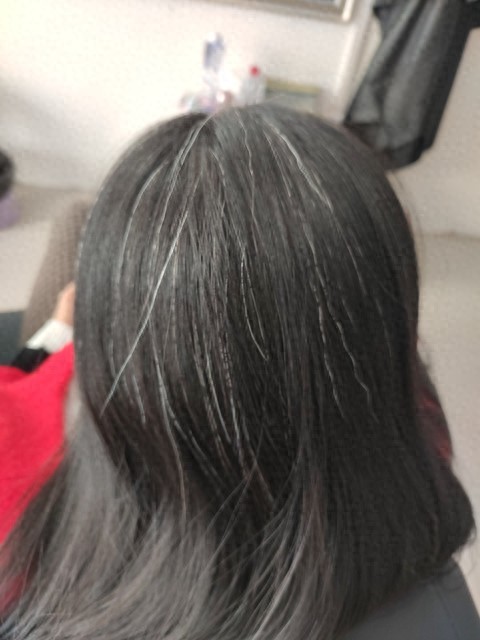 天然染发方法_咖啡染发教程_准备怀孕可以烫头发吗