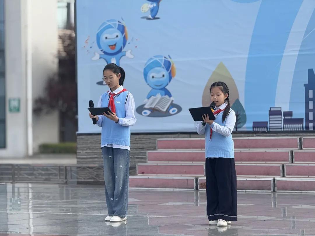 运动会开幕式_阳光运动 快乐成长_小学校运会通讯稿100字